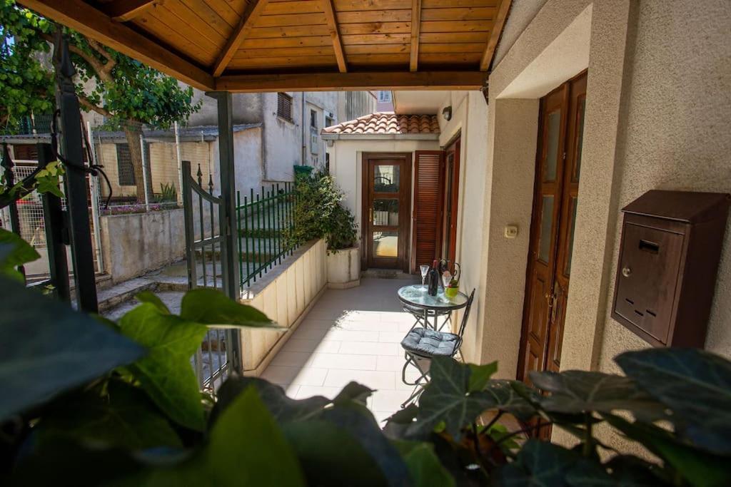 Old Town Apartment Split Exterior photo