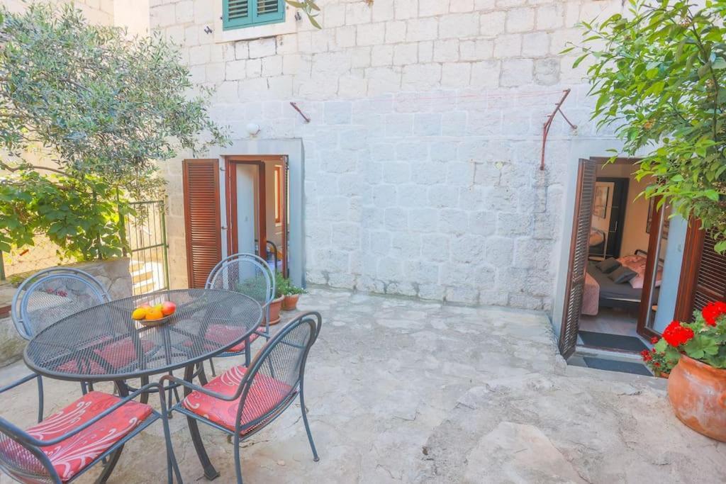 Old Town Apartment Split Exterior photo